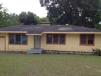 506 W Howry Ave, Deland, FL 32720