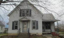 718 4th St De Witt, IA 52742