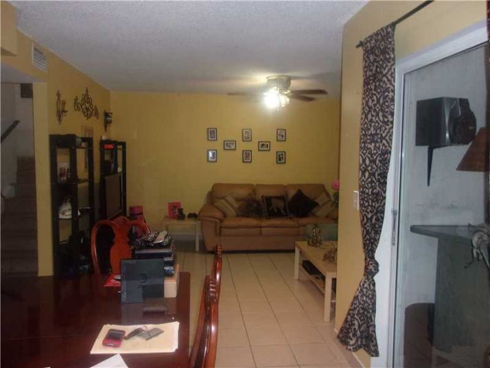 752 NW 91 TE # 752, Fort Lauderdale, FL 33324