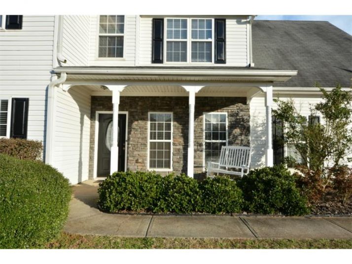 6237 Wilmington Way, Flowery Branch, GA 30542