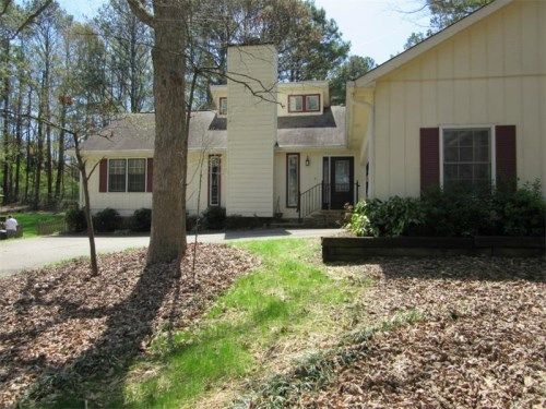 8540 Birch Hollow Drive, Roswell, GA 30076