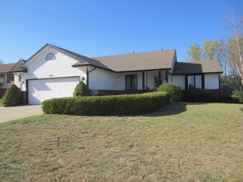 430 E Wild Plum Rd, Derby, KS 67037