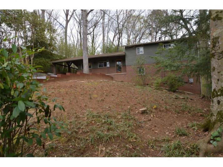 870 Vistavia Circle, Decatur, GA 30033