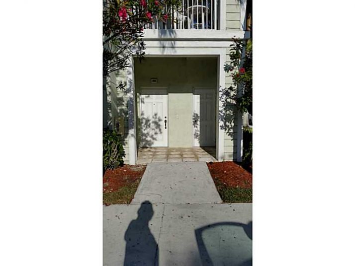 373 NE 26 PL # 104, Homestead, FL 33033