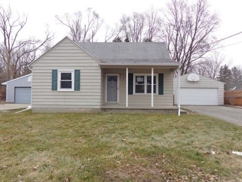 6941 Cooper Road, Lansing, MI 48911