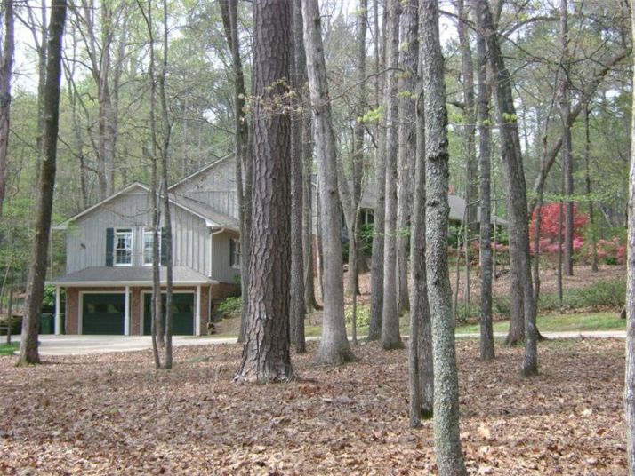 1815 Macland Woods Drive, Powder Springs, GA 30127