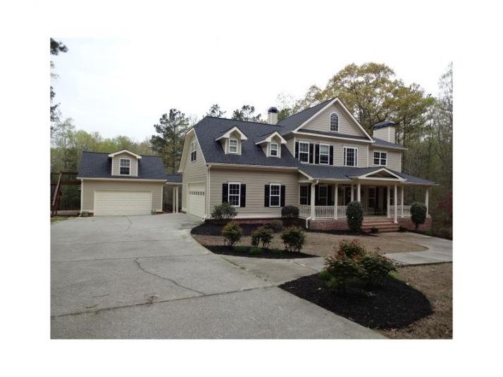 1560 Azalea Drive, Lawrenceville, GA 30043