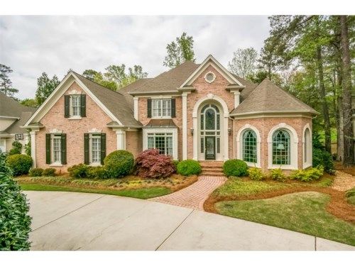 725 Winnmark Court, Roswell, GA 30076