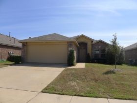 605 Partridge Dr, Aubrey, TX 76227