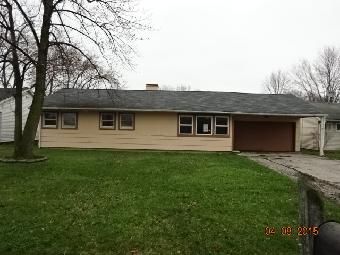 145 Larkmont Dr, Elyria, OH 44035