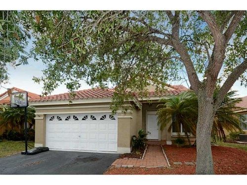 805 FALLING WATER RD, Fort Lauderdale, FL 33326