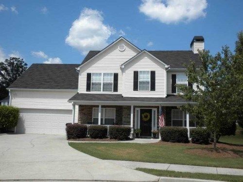 391 Lake Valley Drive, Loganville, GA 30052