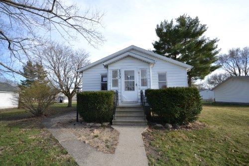 133 W Bond St, Bement, IL 61813