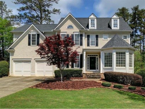 2040 Darien Park Drive, Roswell, GA 30076