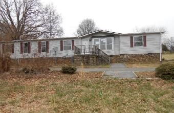 1459 Blackwater Rd, Forest, VA 24551