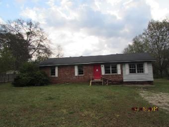 2535 48th Ave SW, Lanett, AL 36863