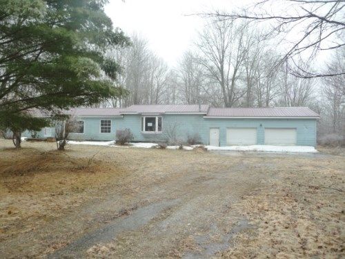 5105 Washington Rd, Lake, MI 48632