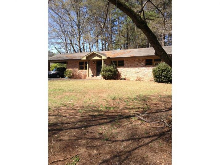 1095 Dove Valley Road, Decatur, GA 30032