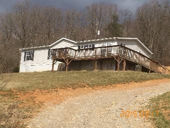 3130 Eskeridge Rd, Christiansburg, VA 24073