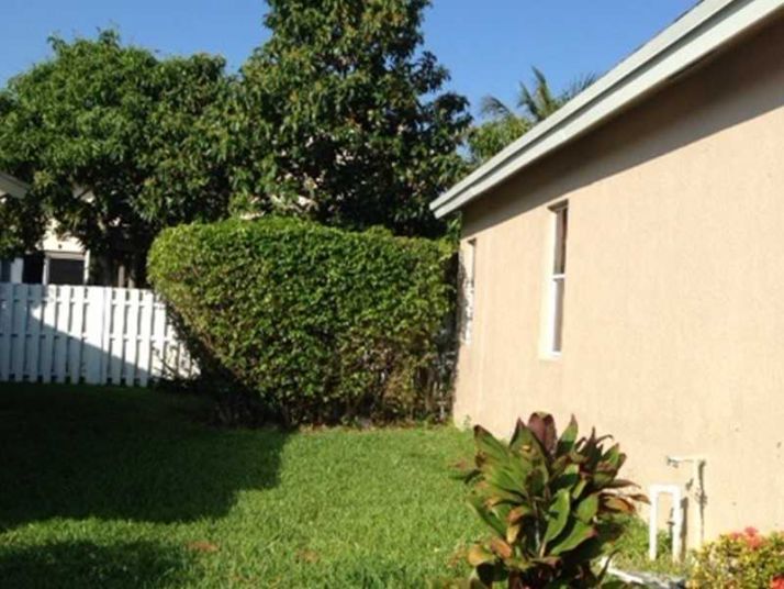 10748 LAGO WELLEBY DRIVE, Fort Lauderdale, FL 33351