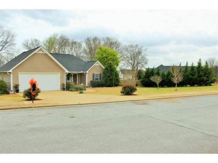 24 Ferry Crossing Drive, Rome, GA 30161