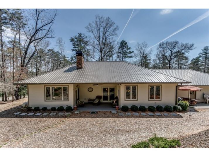 26 Holland Court, Ellijay, GA 30536