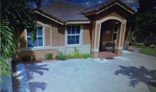 19632 NW 77 CT Hialeah, FL 33015