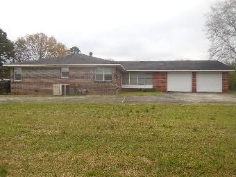 1247 Goodyear Avenue, Gadsden, AL 35903