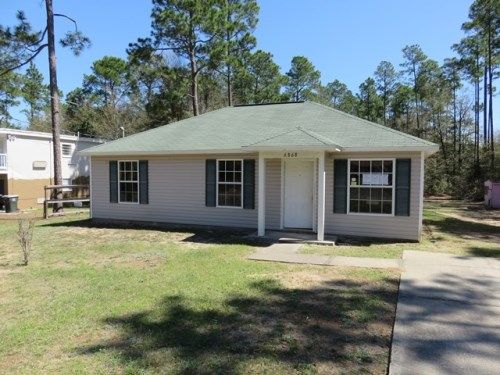 6868 Trading Post Ln, Milton, FL 32570