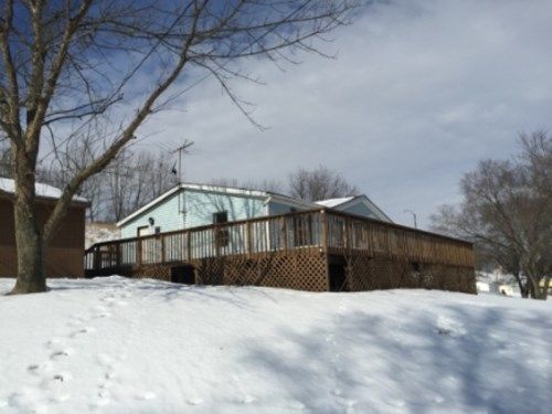 40 Blaire Ln, New Cumberland, WV 26047