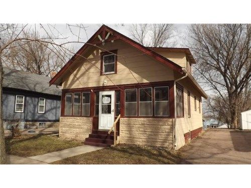 1206 W 13th St, Sioux Falls, SD 57104