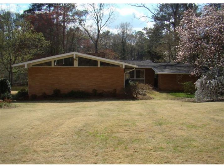 2621 Cosmos Drive Ne, Atlanta, GA 30345