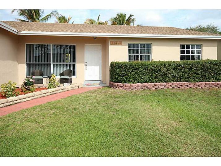 11411 NW 37 PL, Fort Lauderdale, FL 33323