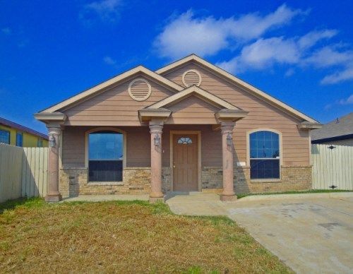 6320 Aloe Vera Dr, Laredo, TX 78043