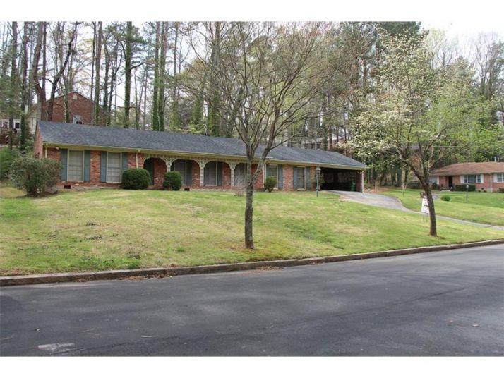 691 Lynn Valley Road, Atlanta, GA 30311