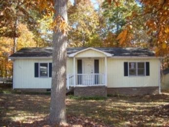 124 Gray Fox Dr, Mount Holly, NC 28120