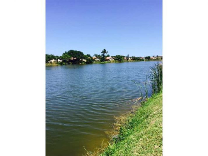 2001 WATERVIEW CR # ., Lake Worth, FL 33461