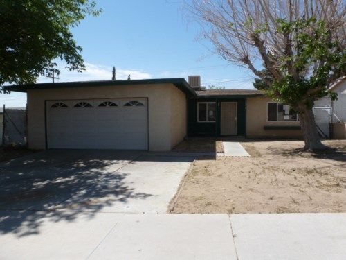 1312 Kelly Drive, Barstow, CA 92311