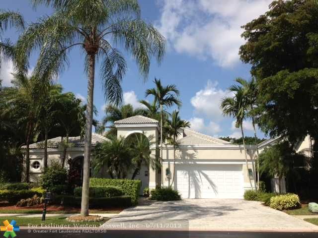 2707 PINEHURST, Fort Lauderdale, FL 33332