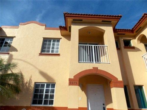 9375 NW 114 LN # 5, Hialeah, FL 33018