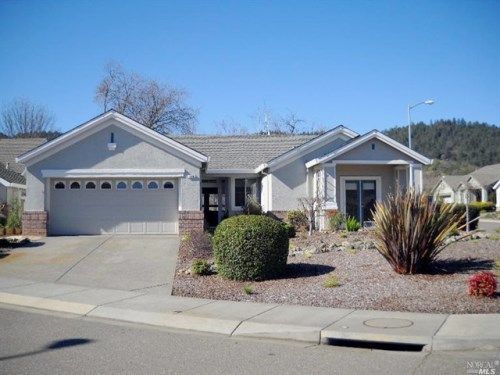 220 Red Mountain Dr, Cloverdale, CA 95425