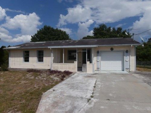 107 Madera Dr, Winter Haven, FL 33880