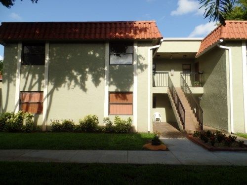 9720 Hammocks Blvd Apt 201, Miami, FL 33196