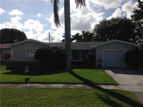 213 NE 2 AV, Dania, FL 33004