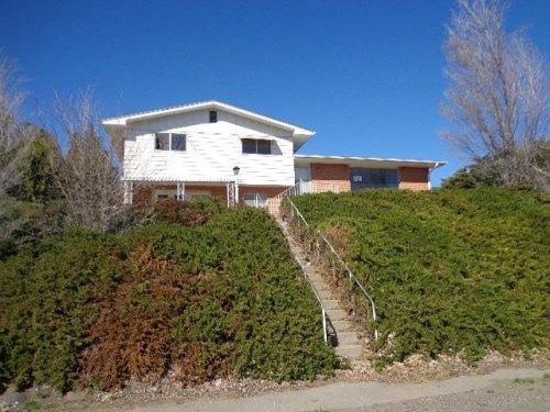 76 E 4th Ave, Glenns Ferry, ID 83623