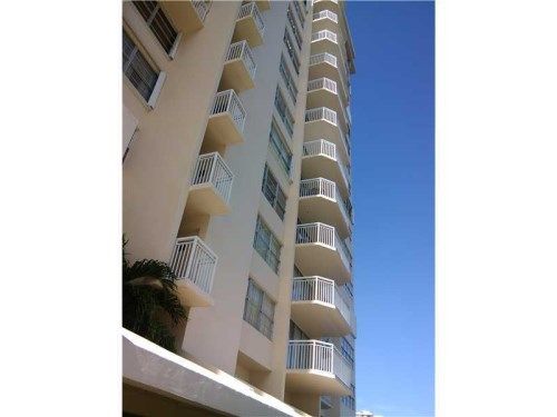 18081 BISCAYNE BLVD # 805-4, North Miami Beach, FL 33160