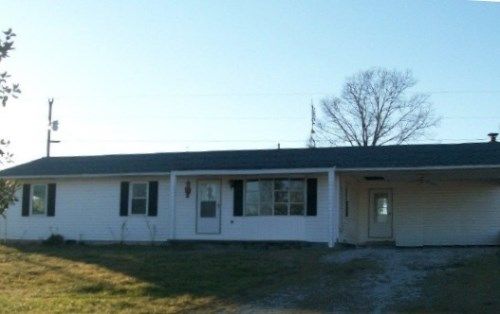 1394 FISHING CREEK R, Yosemite, KY 42566