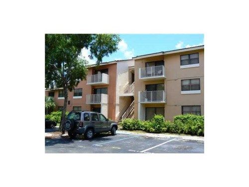 7160 NW 179 ST # 108, Hialeah, FL 33015