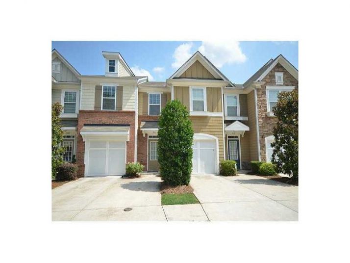 2011 Lakeshore Overlook Circle, Kennesaw, GA 30152