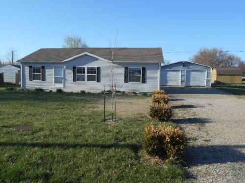 1414 E St, Osage City, KS 66523